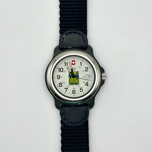 Vintage Unisex 90s Victorinox Swiss Army Nylon and Leather Strap Watch Working - Picture 7 of 11